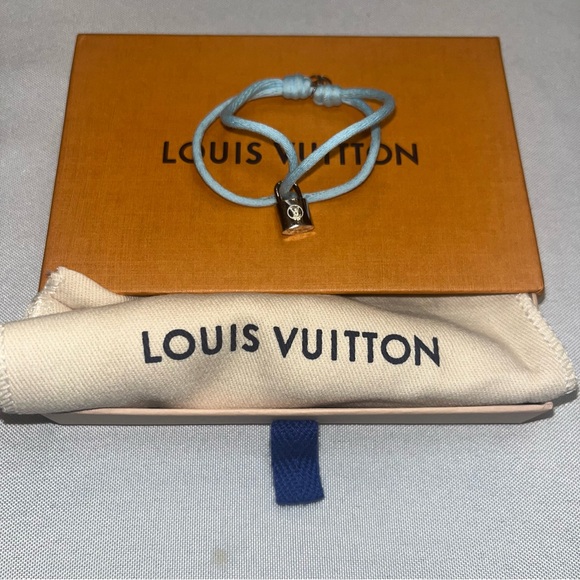 Louis Vuitton Silver Lockit X Doudou Bracelet, Adjustable Baby Blue Cord - Picture 2 of 11